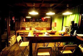 Haw Haw Inn Лицзян Экстерьер фото